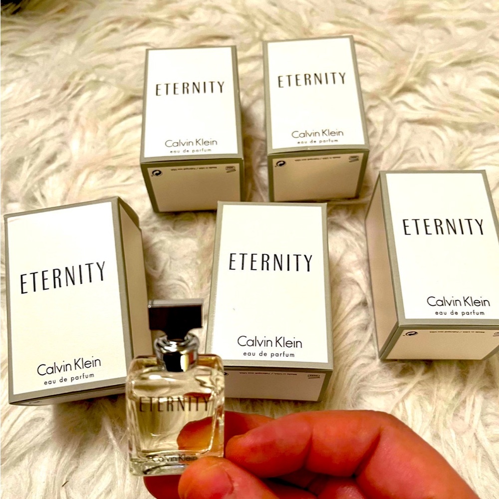 New in box 5 Calvin Klein ETERNITY eau de parfum 5 ml each total 25 ml